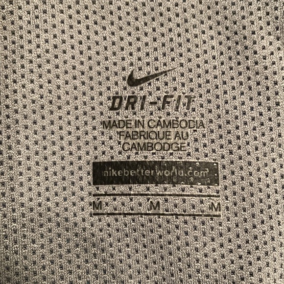 NIKE Womens Racer Back Active Wear Tank Top with Sports Bra - size Medium - Picture 16 of 17